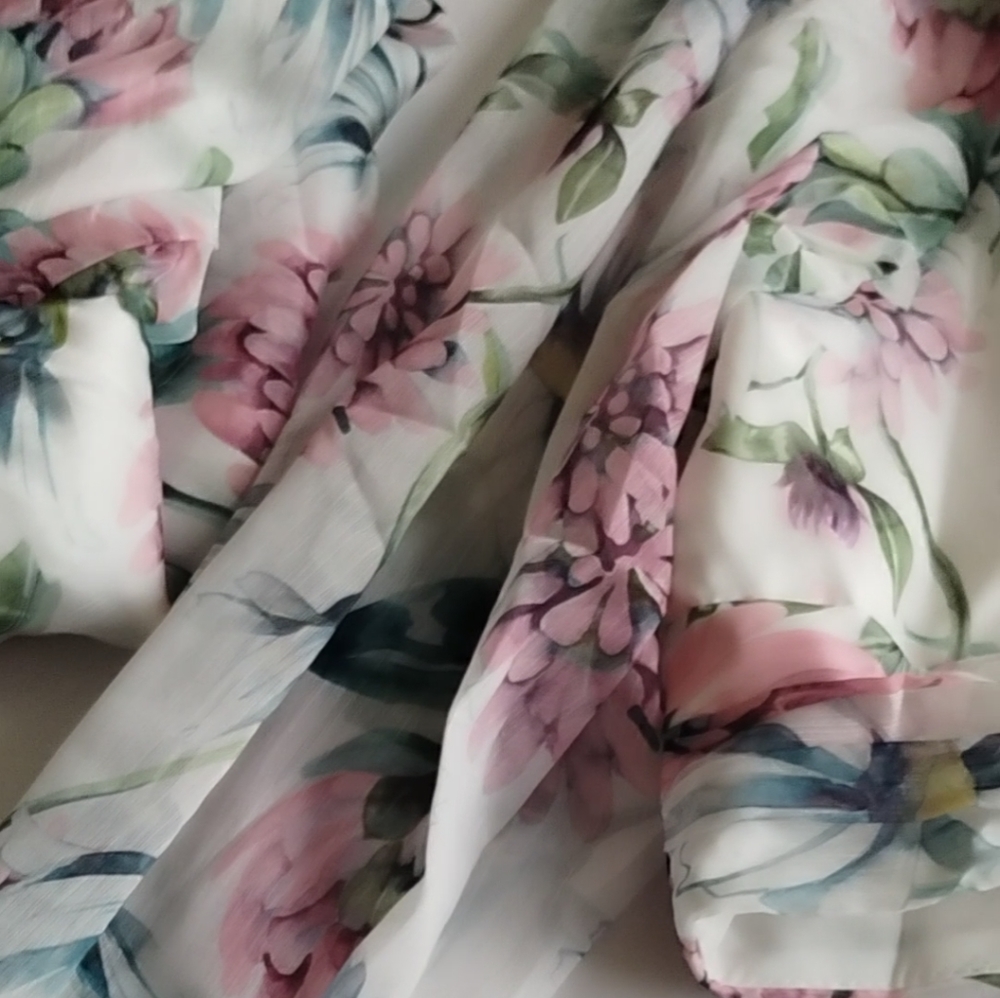 Floral two piece set, long puff sleeve top, and flowy maxi skirt. - Picture 6 of 9